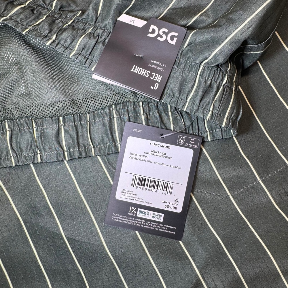 DSG Men's XXL Green‎ Stripe 6 Inch Inseam Relaxed Fit Rec Shorts NWT - Picture 8 of 9